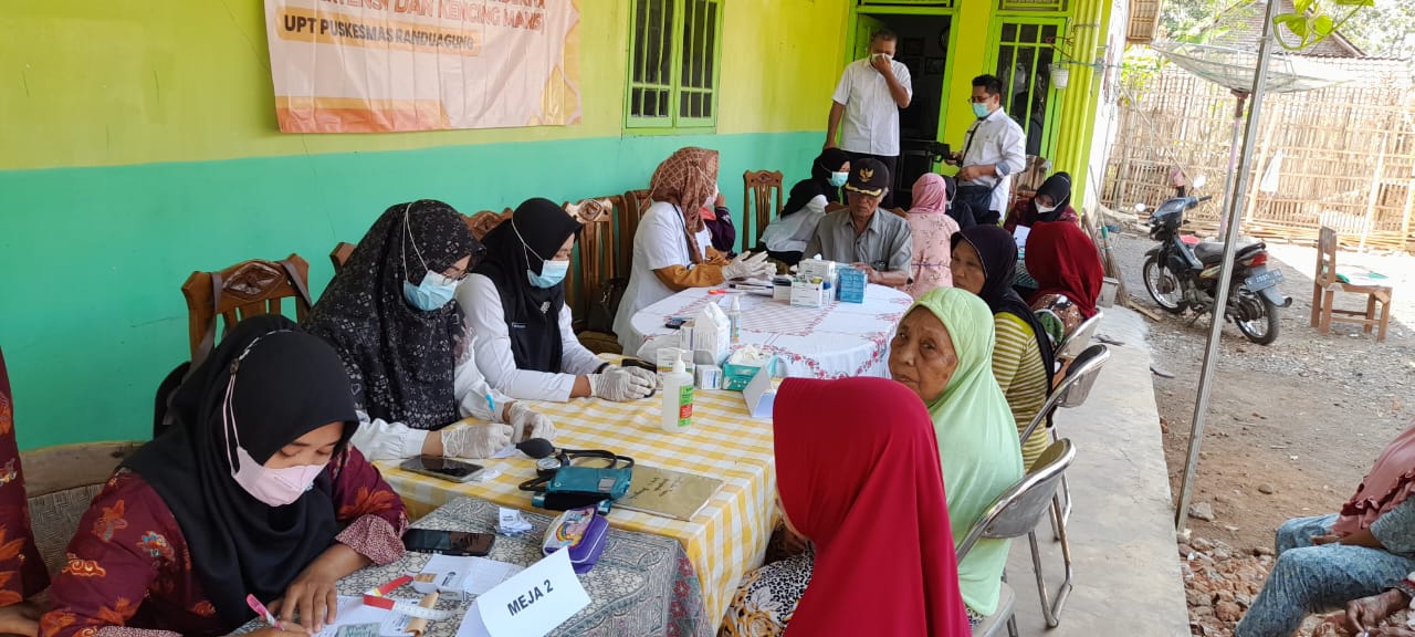 Pelaksanaan PITA SI MANIS: Inovasi Peduli Penderita Hipertensi dan Kencing Manis